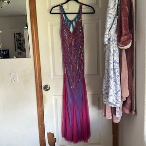 Great condition, super cute, i’m selling because it’s slightly to big for me